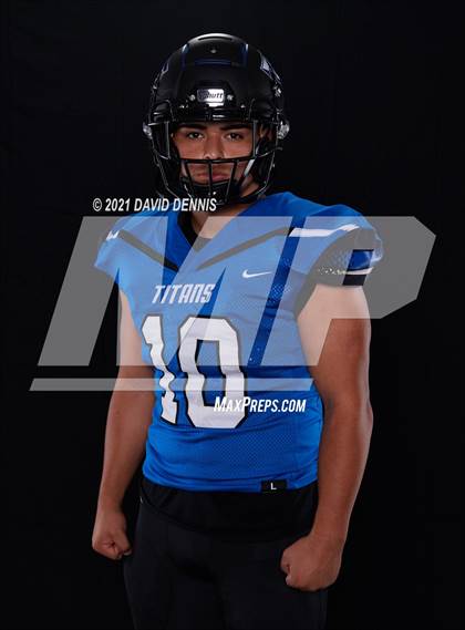 Thumbnail 2 in Frontier Football Seniors photogallery.