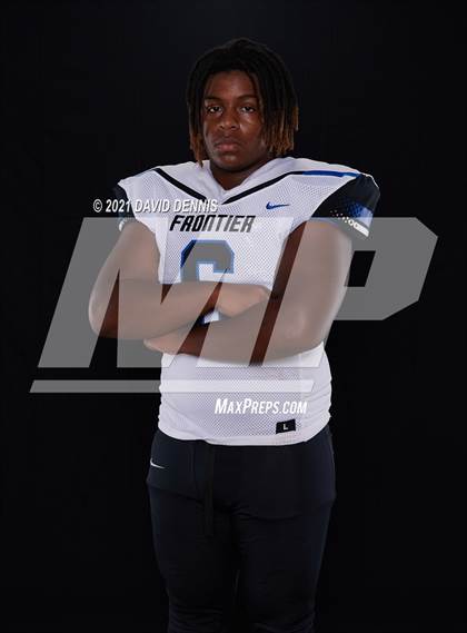 Thumbnail 2 in Frontier Football Seniors photogallery.