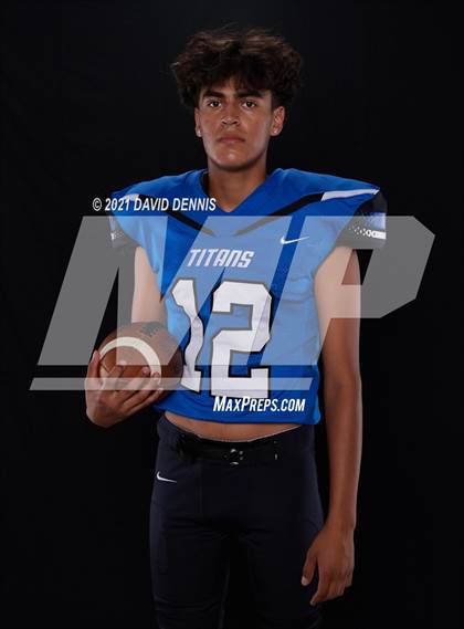 Thumbnail 3 in Frontier Football Seniors photogallery.