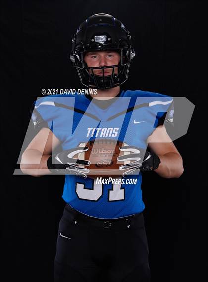 Thumbnail 3 in Frontier Football Seniors photogallery.