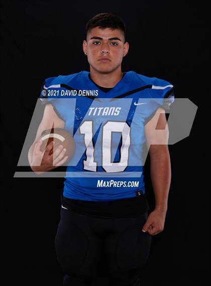 Thumbnail 2 in Frontier Football Seniors photogallery.