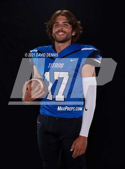 Thumbnail 1 in Frontier Football Seniors photogallery.