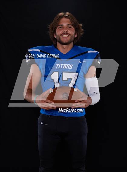 Thumbnail 3 in Frontier Football Seniors photogallery.