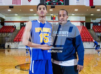 Thumbnail 2 in Tennessee Preparatory Academy vs. Universal Academy (DFW Challenge) photogallery.