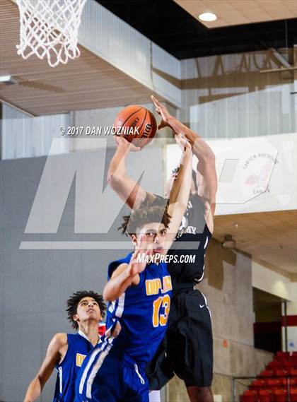 Thumbnail 3 in Tennessee Preparatory Academy vs. Universal Academy (DFW Challenge) photogallery.
