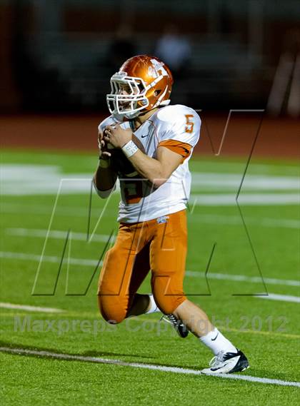 Thumbnail 2 in Alice vs. Cedar Park (UIL 4A Division 2 Regional Playoff) photogallery.