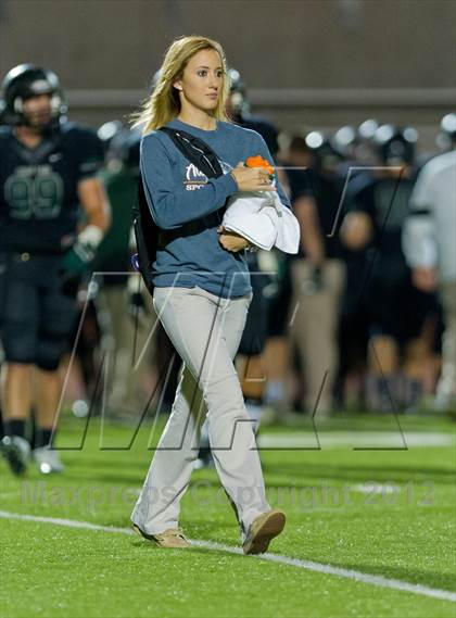 Thumbnail 1 in Alice vs. Cedar Park (UIL 4A Division 2 Regional Playoff) photogallery.