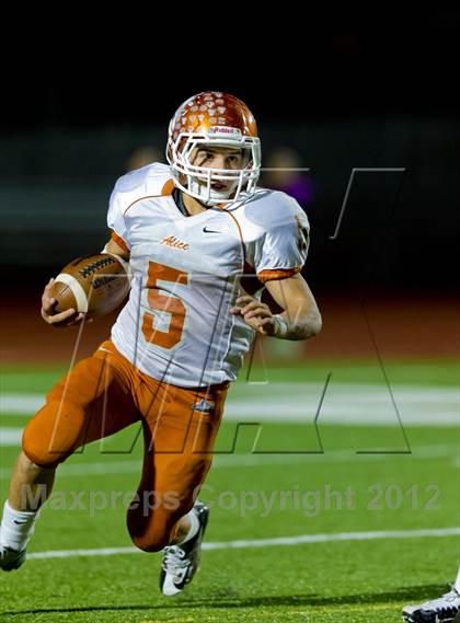 Thumbnail 1 in Alice vs. Cedar Park (UIL 4A Division 2 Regional Playoff) photogallery.