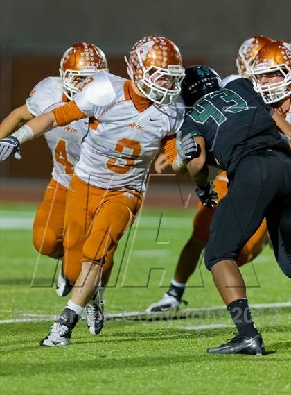 Thumbnail 2 in Alice vs. Cedar Park (UIL 4A Division 2 Regional Playoff) photogallery.