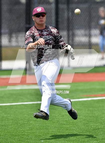 Thumbnail 1 in Sunnyvale vs Whitesboro (UIL 3A Region 2 Area Playoff) photogallery.