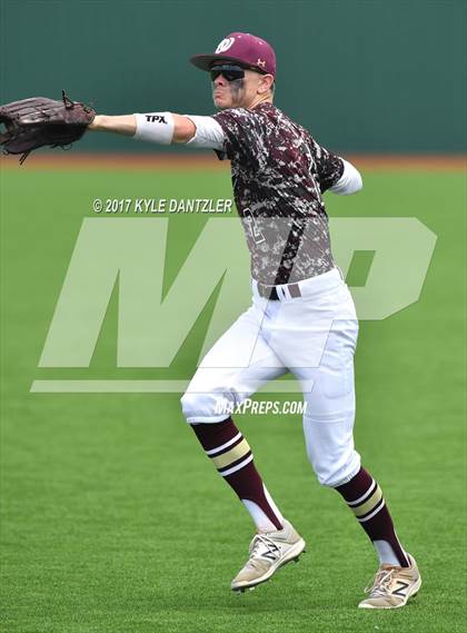 Thumbnail 3 in Sunnyvale vs Whitesboro (UIL 3A Region 2 Area Playoff) photogallery.