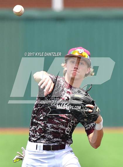 Thumbnail 3 in Sunnyvale vs Whitesboro (UIL 3A Region 2 Area Playoff) photogallery.
