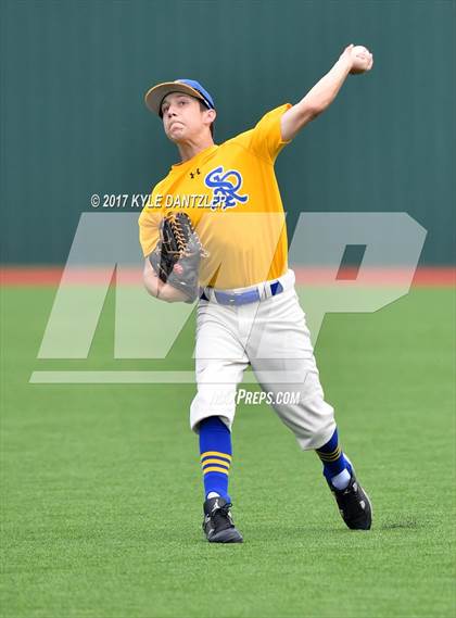 Thumbnail 3 in Sunnyvale vs Whitesboro (UIL 3A Region 2 Area Playoff) photogallery.
