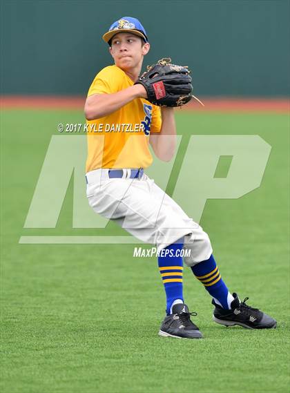 Thumbnail 3 in Sunnyvale vs Whitesboro (UIL 3A Region 2 Area Playoff) photogallery.