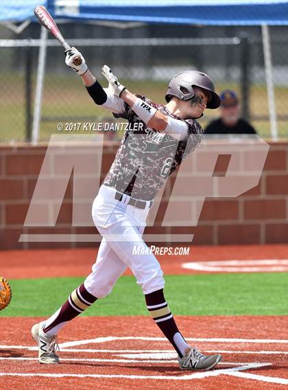 Thumbnail 1 in Sunnyvale vs Whitesboro (UIL 3A Region 2 Area Playoff) photogallery.