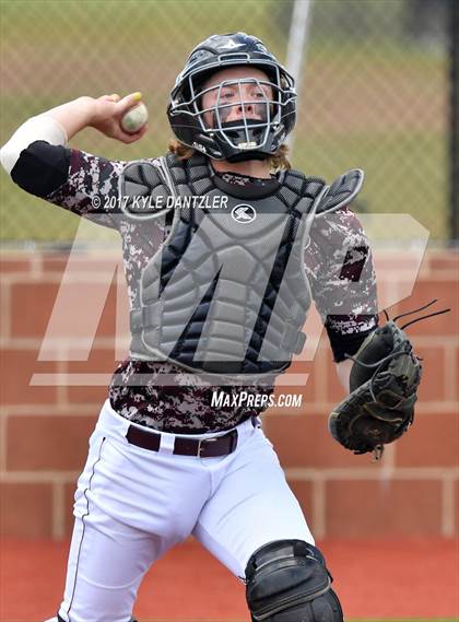 Thumbnail 1 in Sunnyvale vs Whitesboro (UIL 3A Region 2 Area Playoff) photogallery.