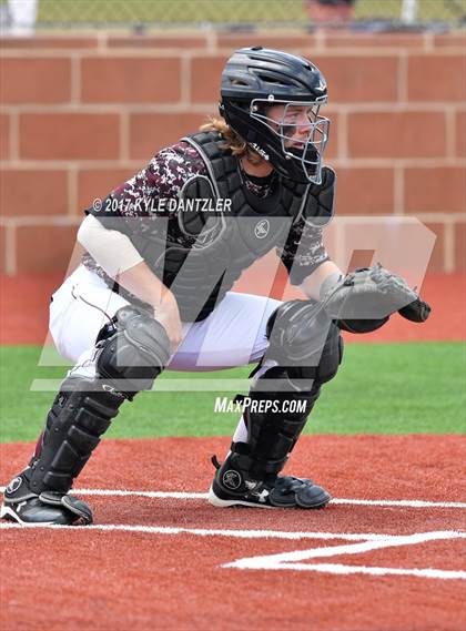 Thumbnail 1 in Sunnyvale vs Whitesboro (UIL 3A Region 2 Area Playoff) photogallery.