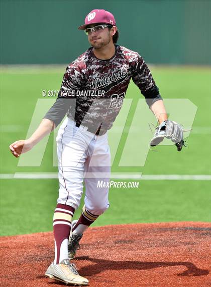 Thumbnail 2 in Sunnyvale vs Whitesboro (UIL 3A Region 2 Area Playoff) photogallery.