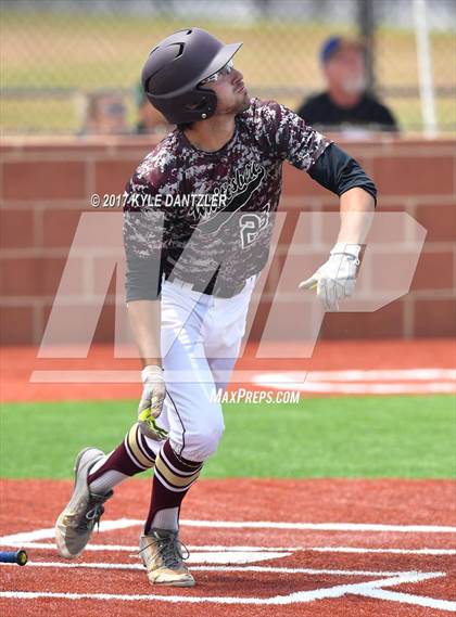 Thumbnail 1 in Sunnyvale vs Whitesboro (UIL 3A Region 2 Area Playoff) photogallery.