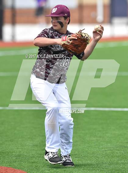 Thumbnail 1 in Sunnyvale vs Whitesboro (UIL 3A Region 2 Area Playoff) photogallery.