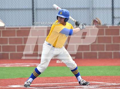 Thumbnail 1 in Sunnyvale vs Whitesboro (UIL 3A Region 2 Area Playoff) photogallery.