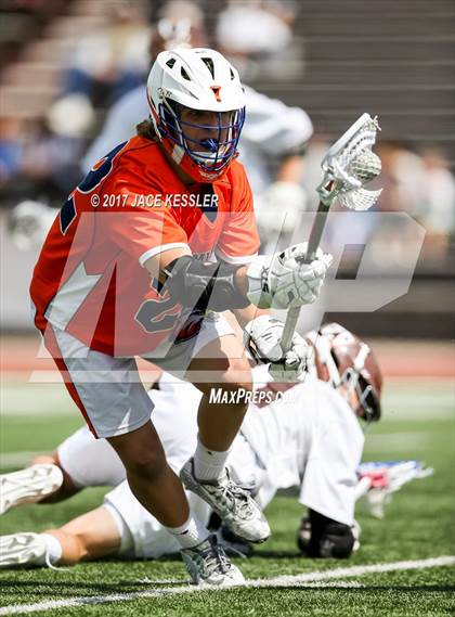 Thumbnail 2 in Chaminade @ Crespi photogallery.