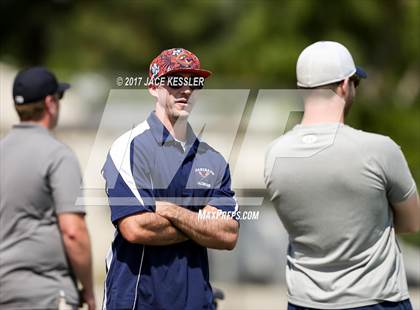 Thumbnail 1 in Chaminade @ Crespi photogallery.