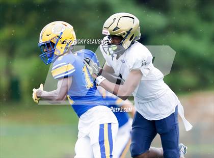 Thumbnail 1 in Althoff Catholic @ Burroughs photogallery.