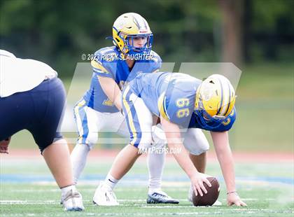 Thumbnail 1 in Althoff Catholic @ Burroughs photogallery.