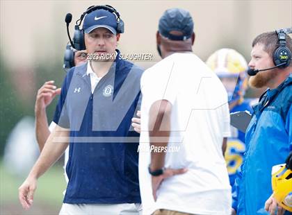 Thumbnail 3 in Althoff Catholic @ Burroughs photogallery.