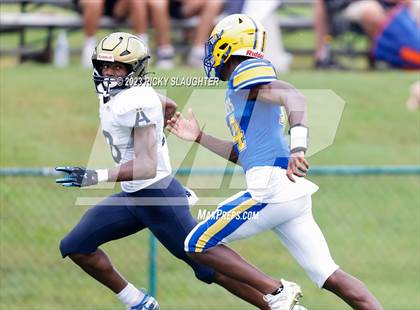 Thumbnail 1 in Althoff Catholic @ Burroughs photogallery.