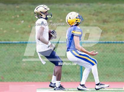 Thumbnail 1 in Althoff Catholic @ Burroughs photogallery.