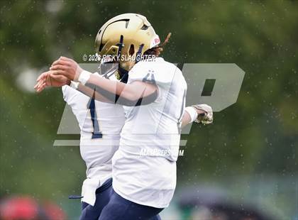 Thumbnail 2 in Althoff Catholic @ Burroughs photogallery.