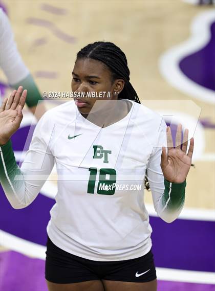 Thumbnail 3 in Cedartown vs. Blessed Trinity photogallery.