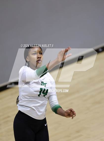 Thumbnail 1 in Cedartown vs. Blessed Trinity photogallery.