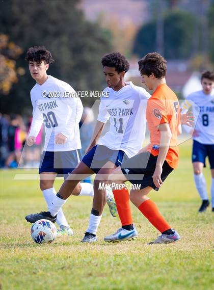 Thumbnail 2 in West Park vs. Merced photogallery.