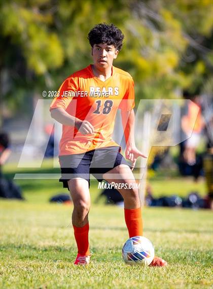 Thumbnail 2 in West Park vs. Merced photogallery.