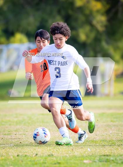 Thumbnail 3 in West Park vs. Merced photogallery.