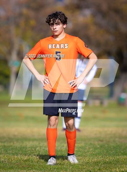 Thumbnail 3 in West Park vs. Merced photogallery.