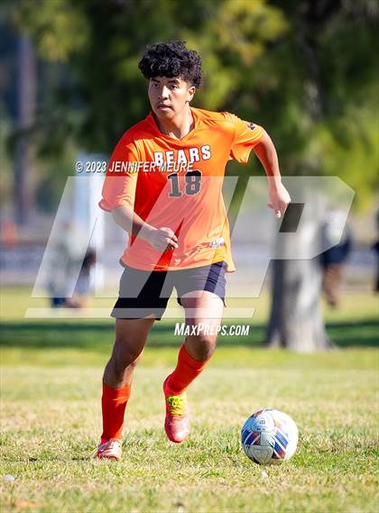 Thumbnail 1 in West Park vs. Merced photogallery.