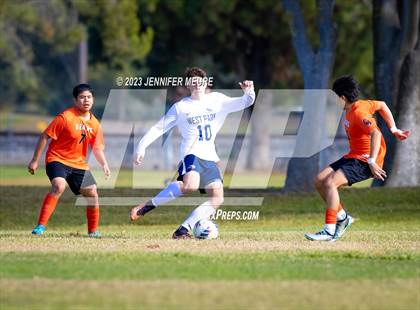Thumbnail 2 in West Park vs. Merced photogallery.