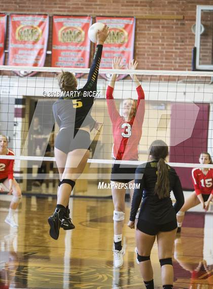 Thumbnail 3 in Sonora @ Modesto photogallery.
