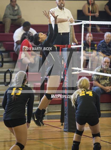 Thumbnail 3 in Sonora @ Modesto photogallery.