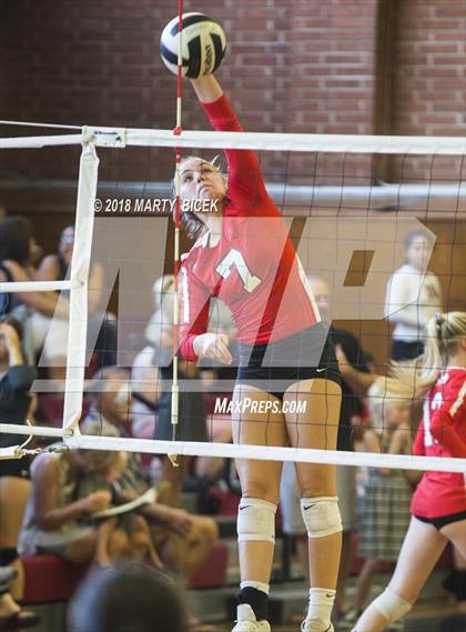 Thumbnail 3 in Sonora @ Modesto photogallery.