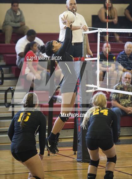 Thumbnail 1 in Sonora @ Modesto photogallery.