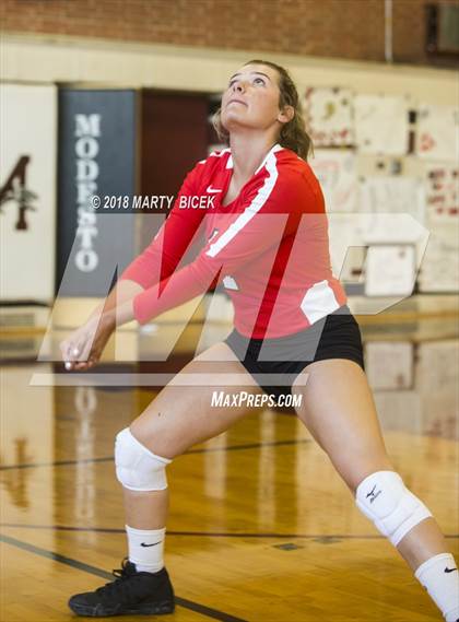 Thumbnail 3 in Sonora @ Modesto photogallery.