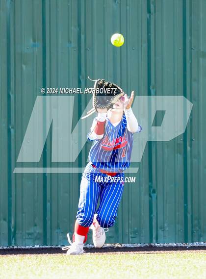 Thumbnail 3 in Bullard @ Melissa photogallery.