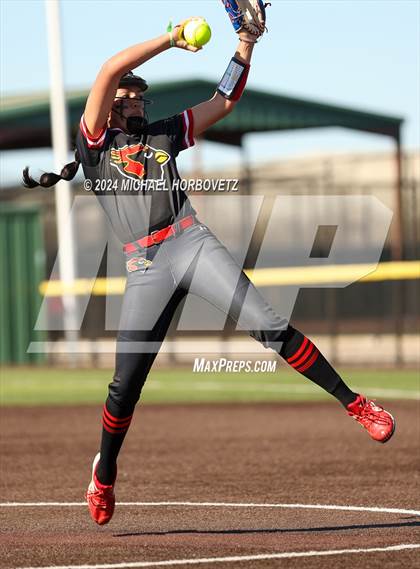 Thumbnail 2 in Bullard @ Melissa photogallery.