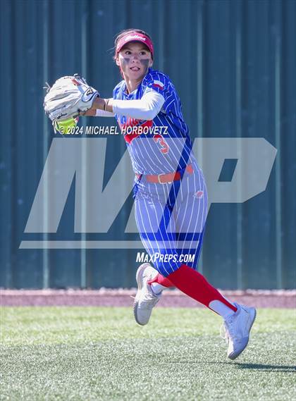 Thumbnail 2 in Bullard @ Melissa photogallery.