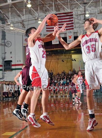 Thumbnail 2 in Woodlawn vs Sesser-Valier (1A Super Sectional) photogallery.